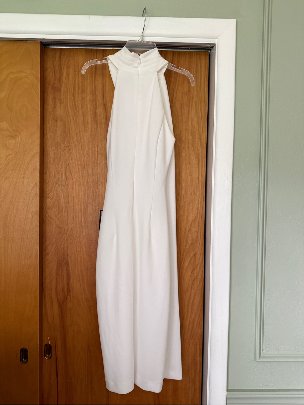 White Halter Sheath Dress Crossover Neck Knee Length NWT Rachel Roy Size 2 - Picture 3 of 6